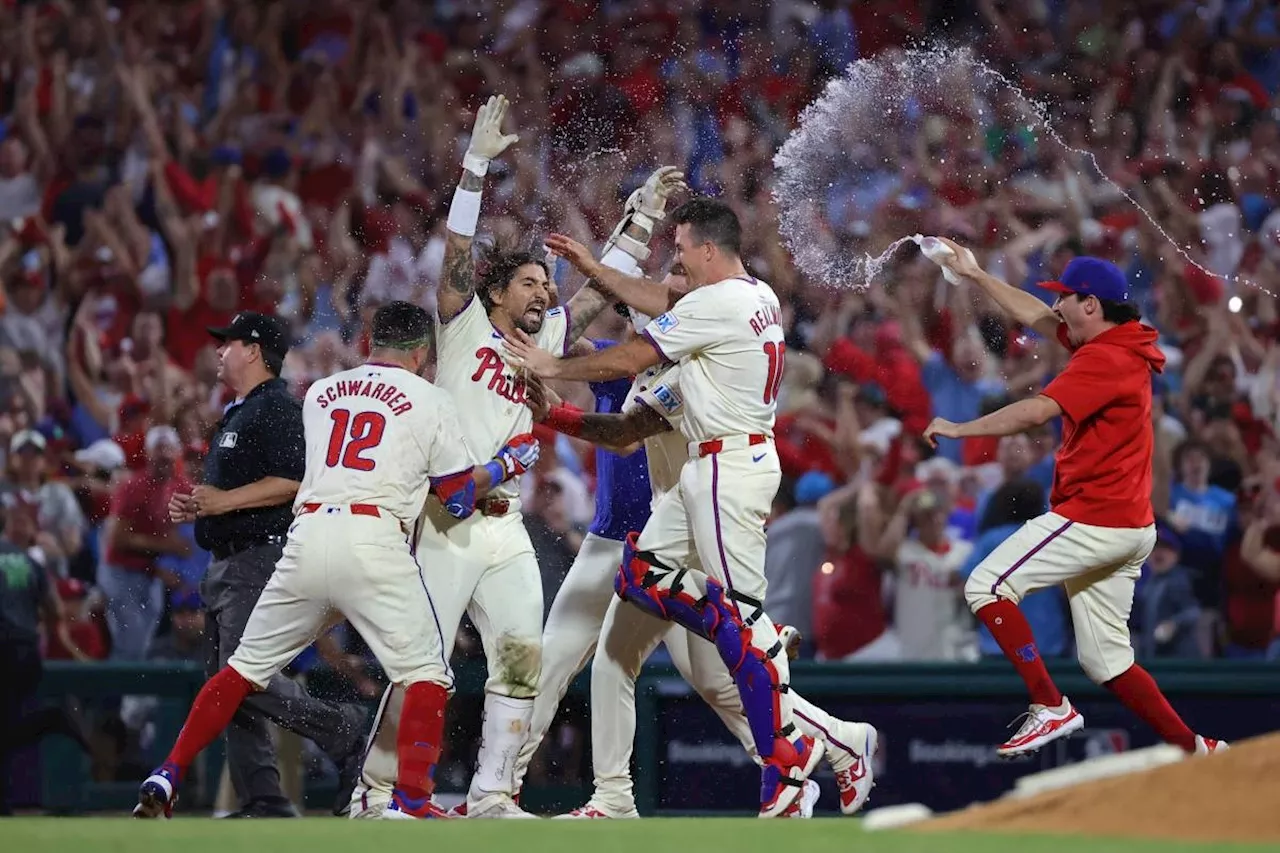 Phillies win thriller to level Mets series