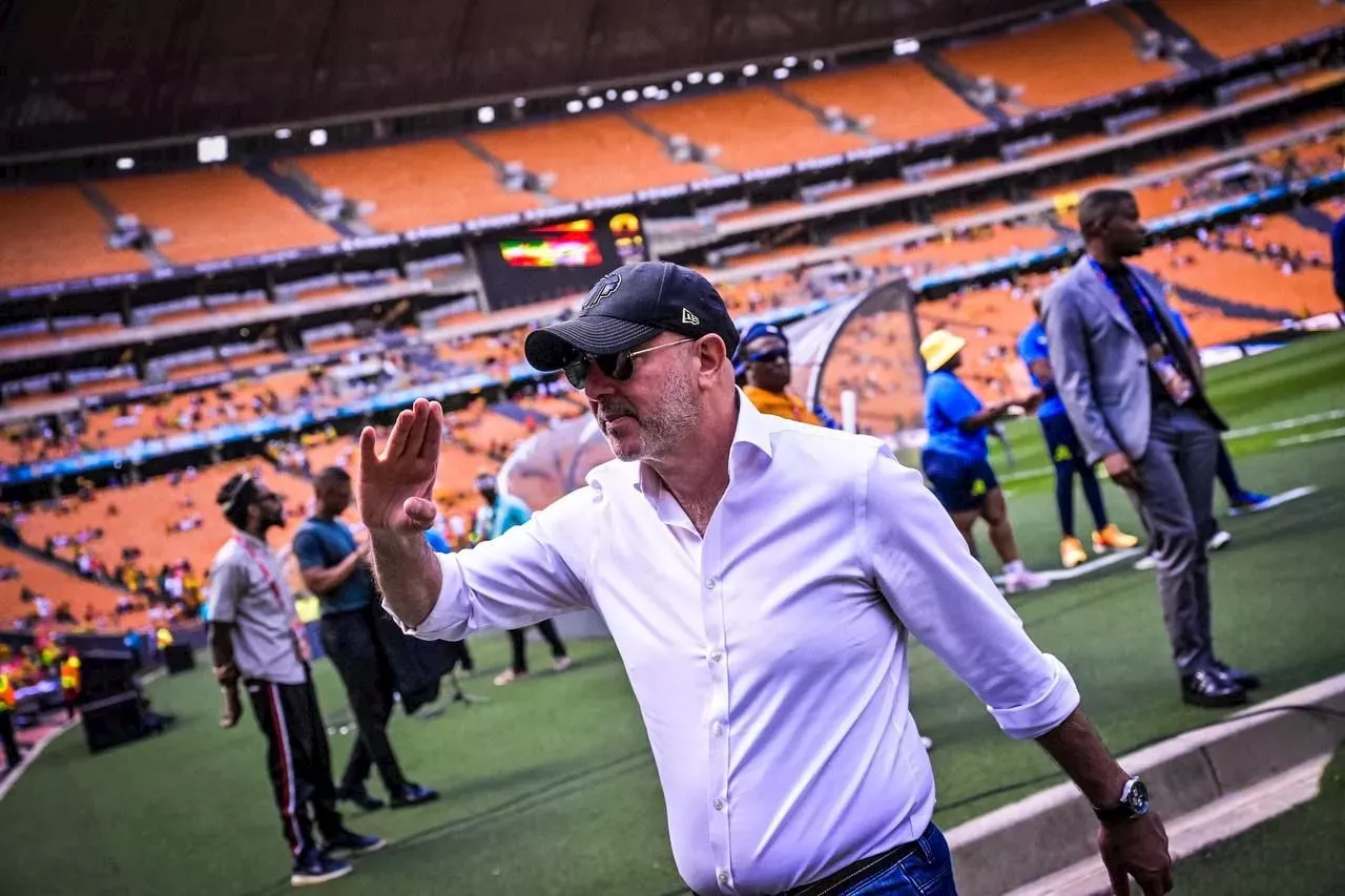 Kaizer Chiefs coach has reasons to worry about the long break South