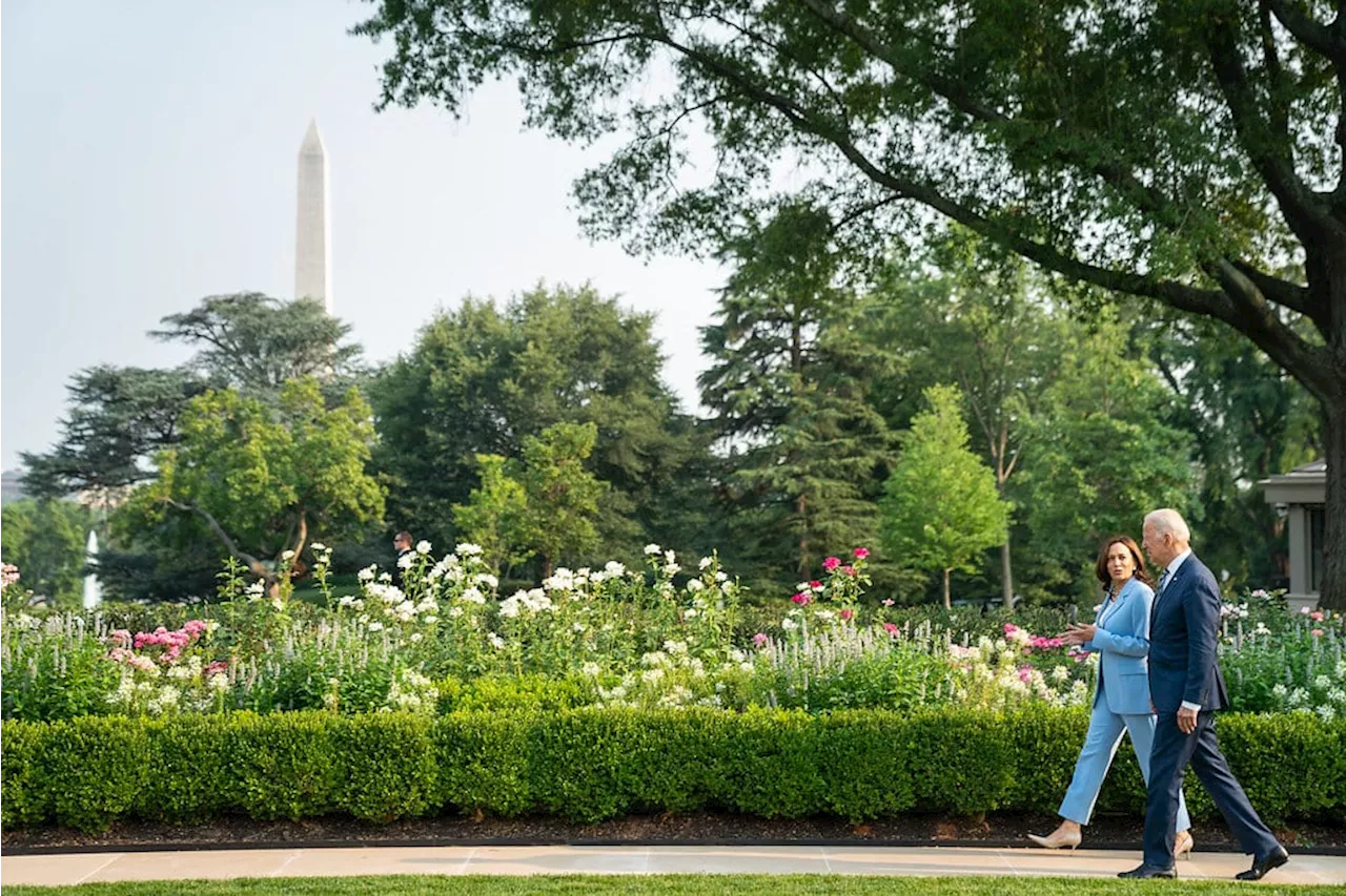 How to Get Tickets for the White House Garden Tours This Weekend