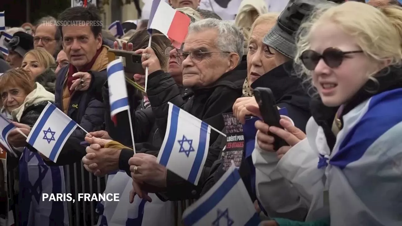 Thousands gather in Paris to pay tribute to October 7 victims ahead of anniversary