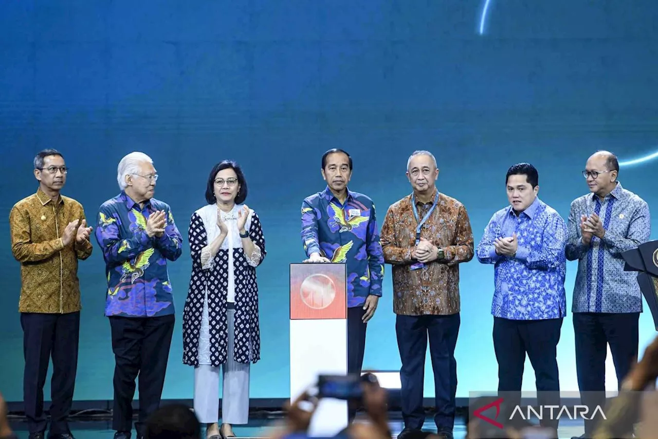 Presiden Joko Widodo buka acara BNI Investor Daily Summit 2024