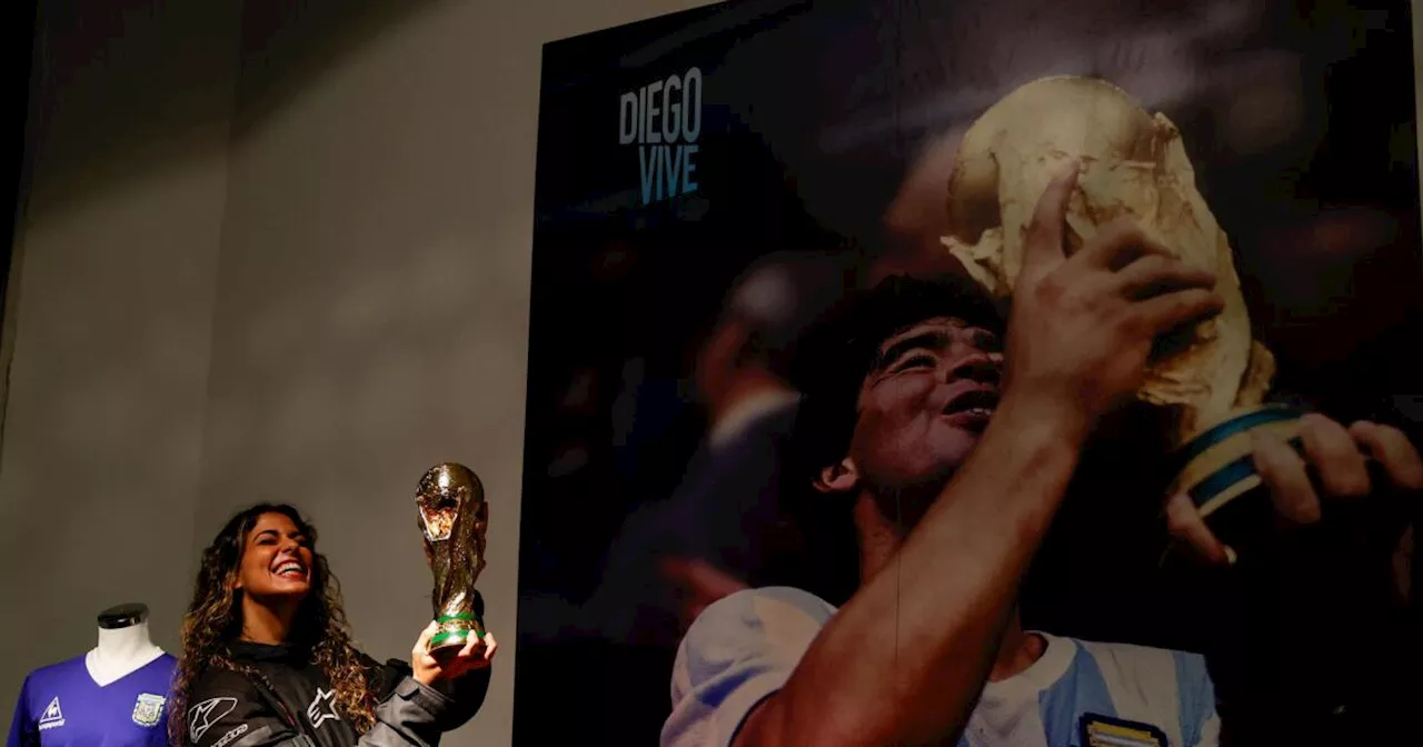 En Barcelona, hacen sentir que Diego Armando Maradona aún vive