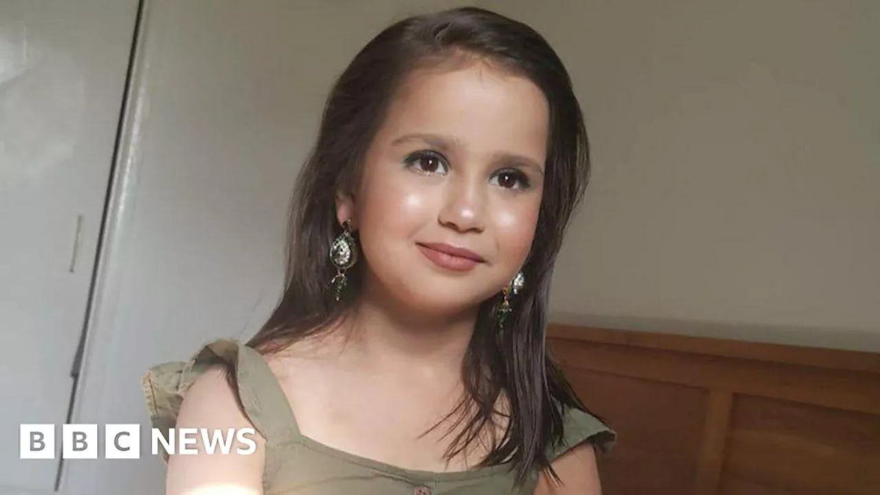 Sara Sharif: Jury sworn in for murder trial into girl's death