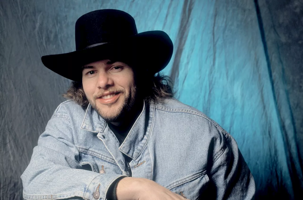 Chart Rewind: In 1994, Toby Keith Was the ‘Man’ at No. 1 on Hot Country Songs