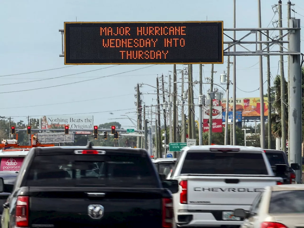 El huracán Milton podría ser 'la peor tormenta en Florida en un siglo', advierte Joe Biden