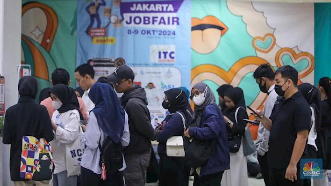 Cari Kerja Makin Susah, Ramai-Ramai Anak Muda ke Job Fair