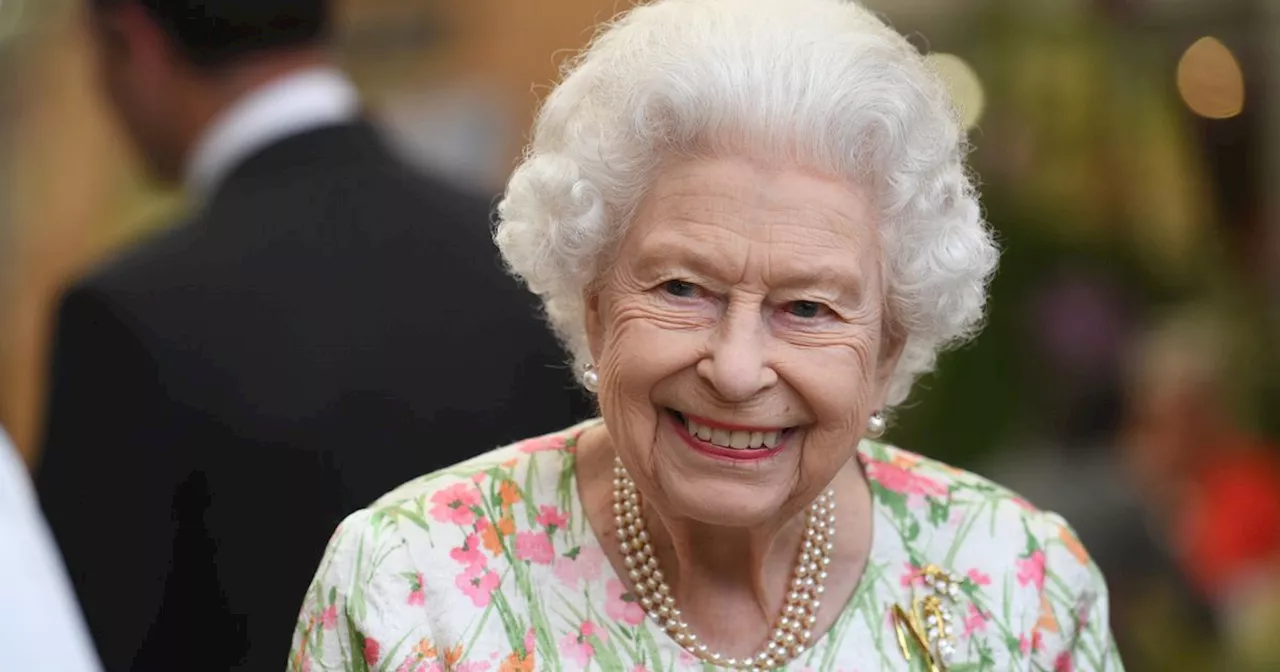 Queen Elizabeth's candlelight dinner mishap as recounted by ex-royal footman