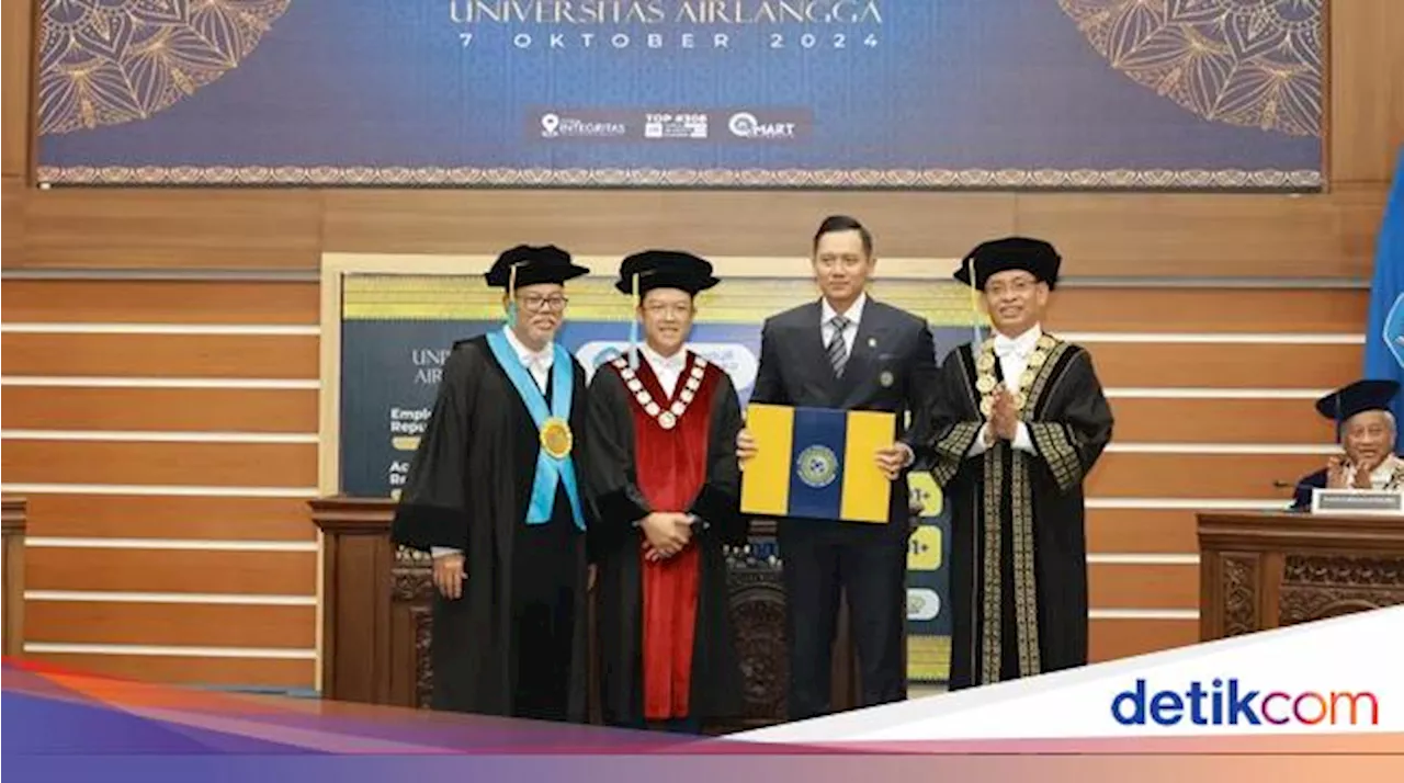 AHY Raih Gelar Doktor dari Unair, Ini Topik Disertasinya