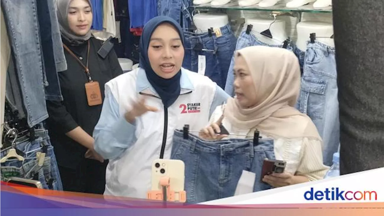 Momen Cawabup Garut Putri Karlina Bantu Pedagang Live Jualan Online