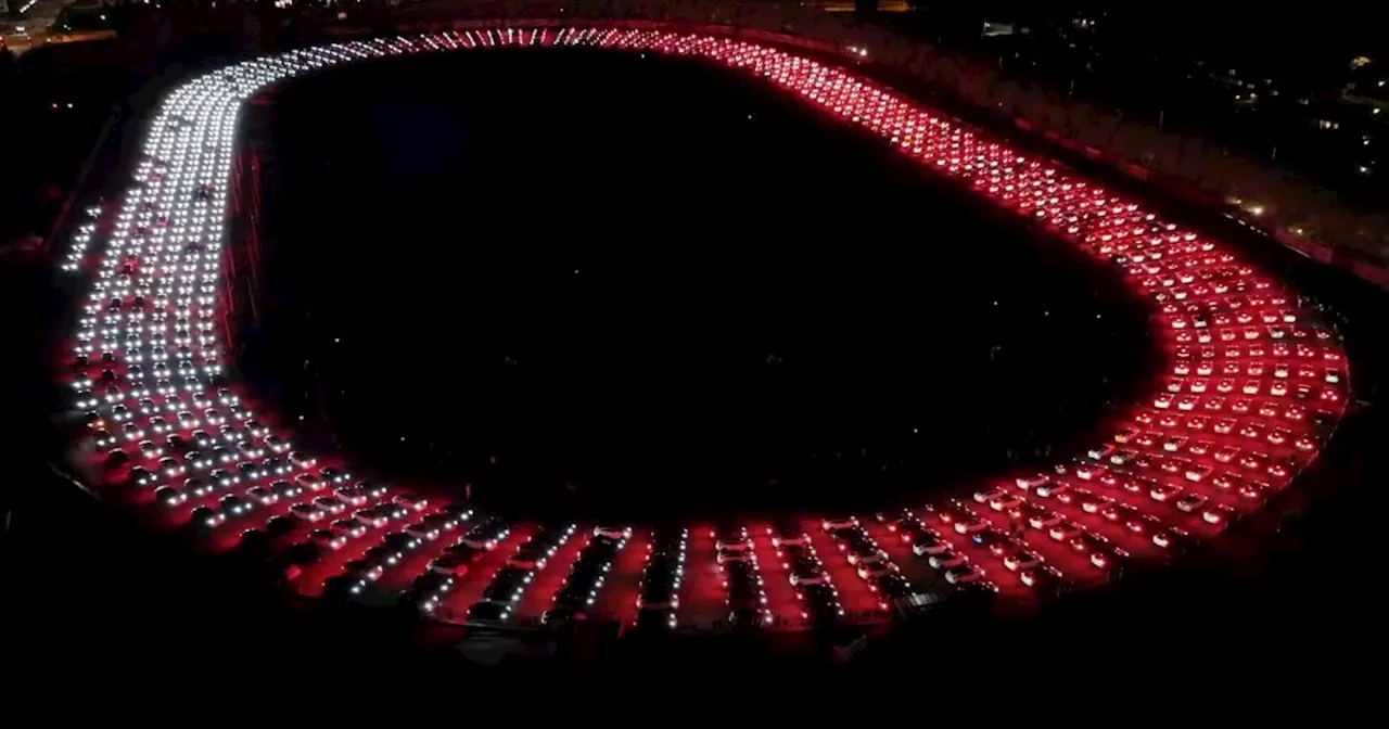 Watch 902 Teslas perform a funky light show in Finland