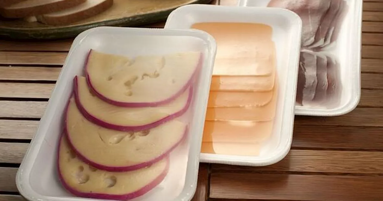 Store cheese with simple item to extend freshness and prevent mould
