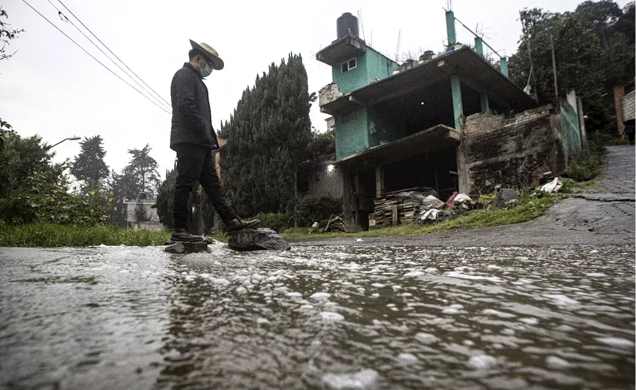 FOTOS: Ríos de aguas negras brotan en Milpa Alta; en riesgo la salud de más de 12 mil personas