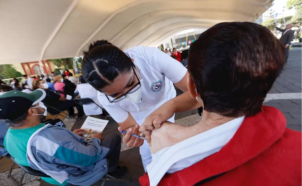 Inicia IMSS campaña de vacunación por temporada invernal; aplicará vacunas gratuitas contra influenza y Covid-19