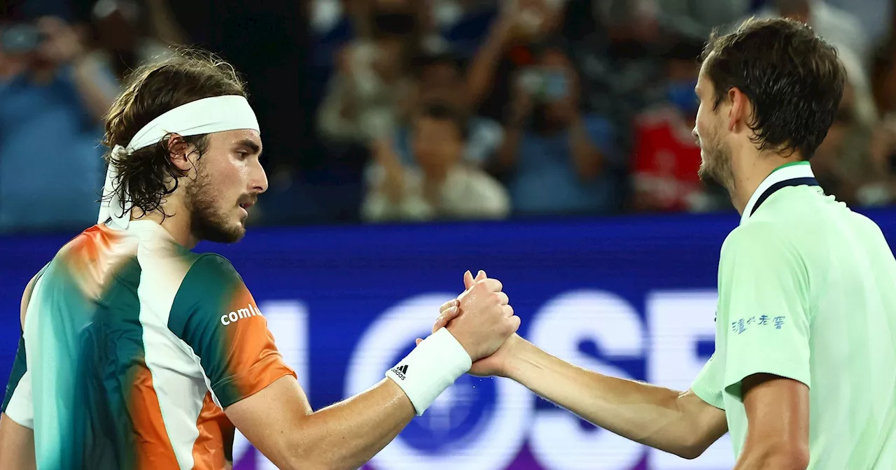 Stefanos Tsitsipas : 'J'ai beaucoup plus de respect pour Daniil Medvedev qu'avant'