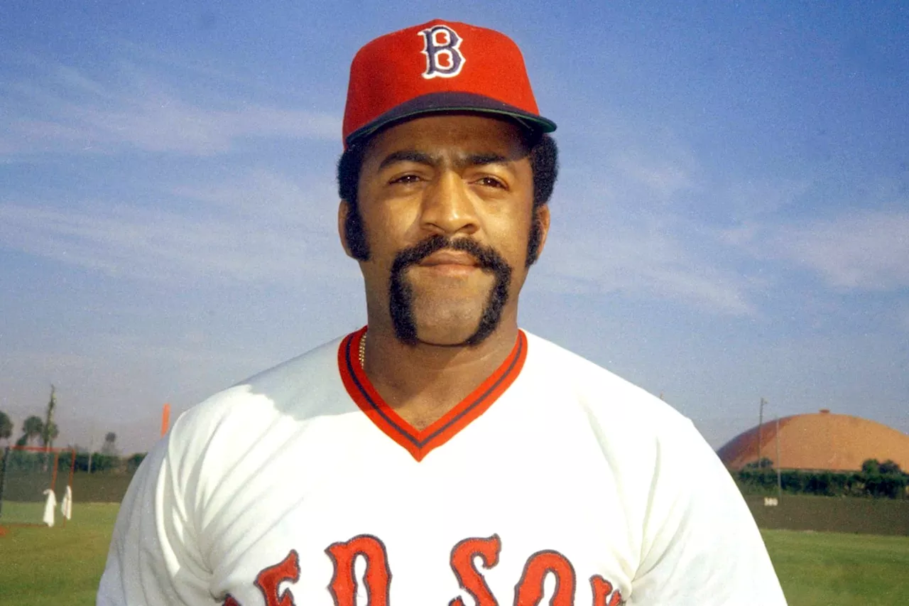 Luis Tiant, charismatic Cuban who pitched Red Sox to brink of World Series title, dies at 83