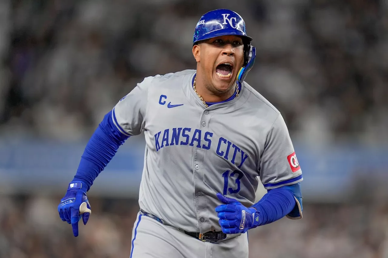 Perez’s homer sparks four-run fourth inning, Royals beat Yankees 4-2 to tie ALDS