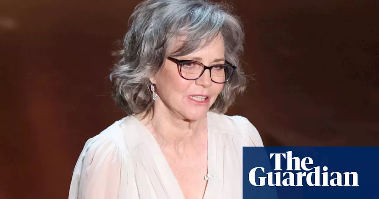 Sally Field Recalls Her ‘hideous’ Illegal Abortion At 17 As She Urges ...