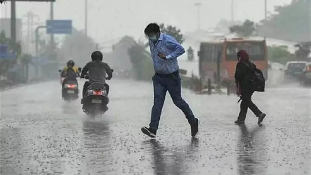 Bihar Weather Today: पटना में छाए रहेंगे बदल, कुछ जिलों में छिटपुट वर्षा का अनुमान; पढ़ें आज कहां कैसा रहेगा मौसम