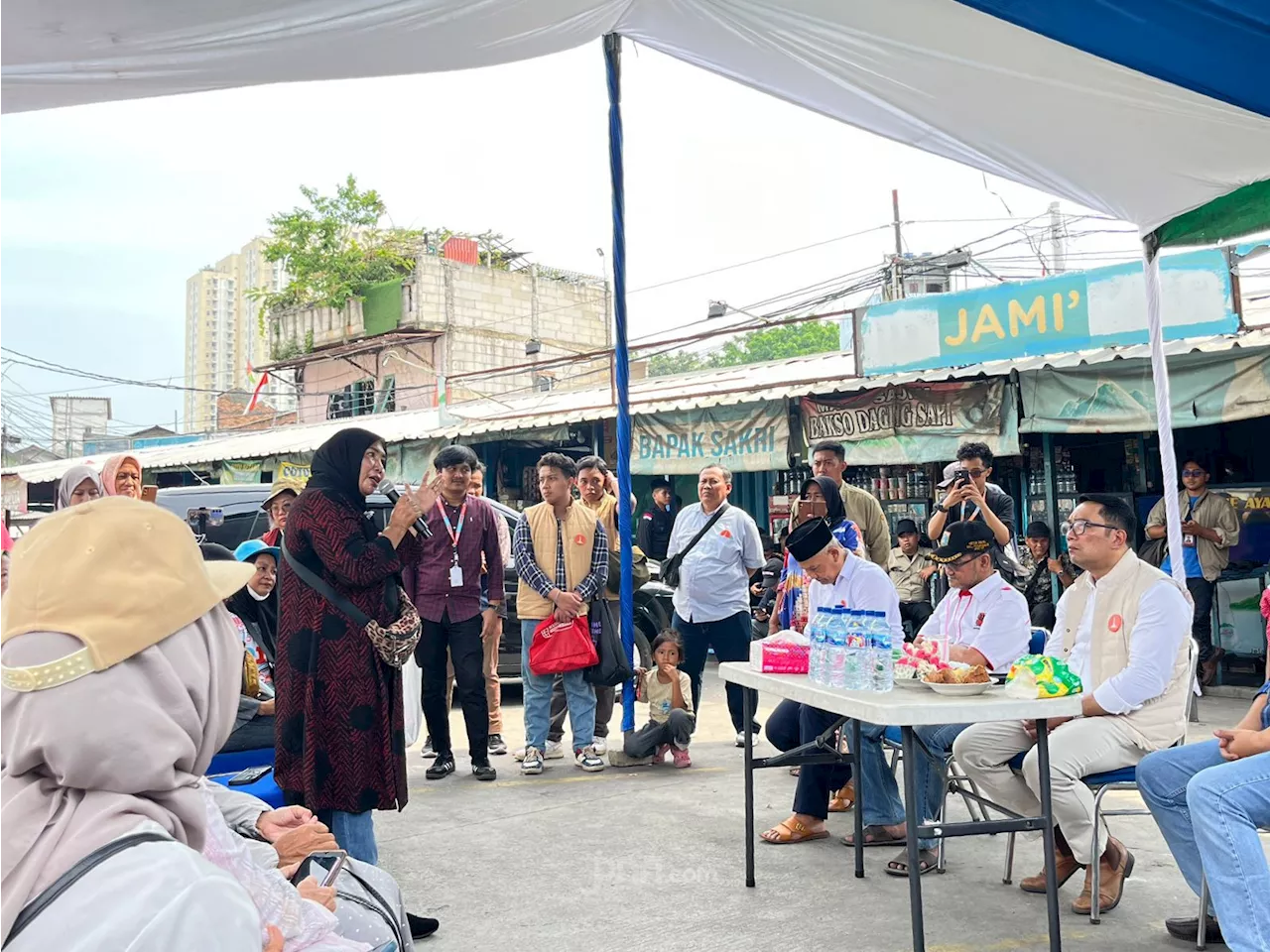 Ridwan Kamil Kampanye ke Jakut, Ibu Ini Singgung Janji Pas Kampanye Saja