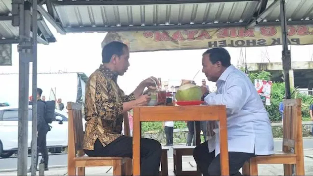 Jokowi Makan Malam Bareng Prabowo, Bahas Kebersamaan dan Keberlanjutan Program Pemerintah