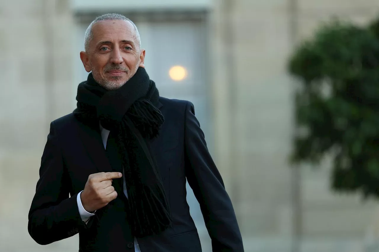 «Chouchou» chez Michou: Gad Elmaleh reprend l'emblématique cabaret