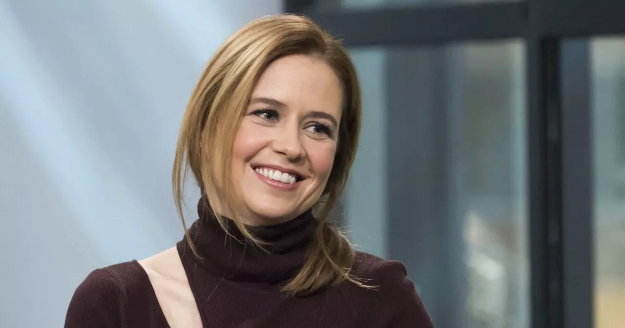 'The Office' star Jenna Fischer reveals private breast cancer battle: 'I am cancer free'