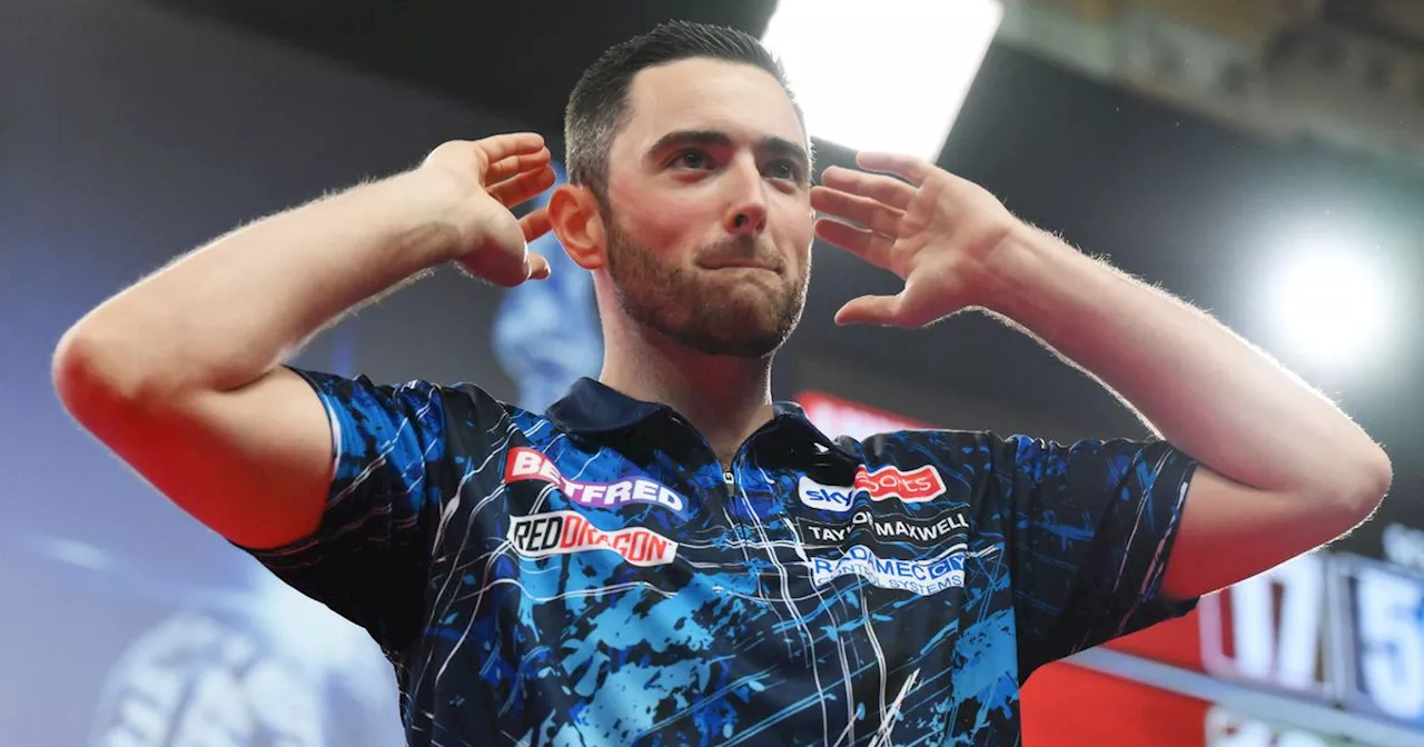 Luke Humphries bites back with message to darts fans singing anti-Leeds songs