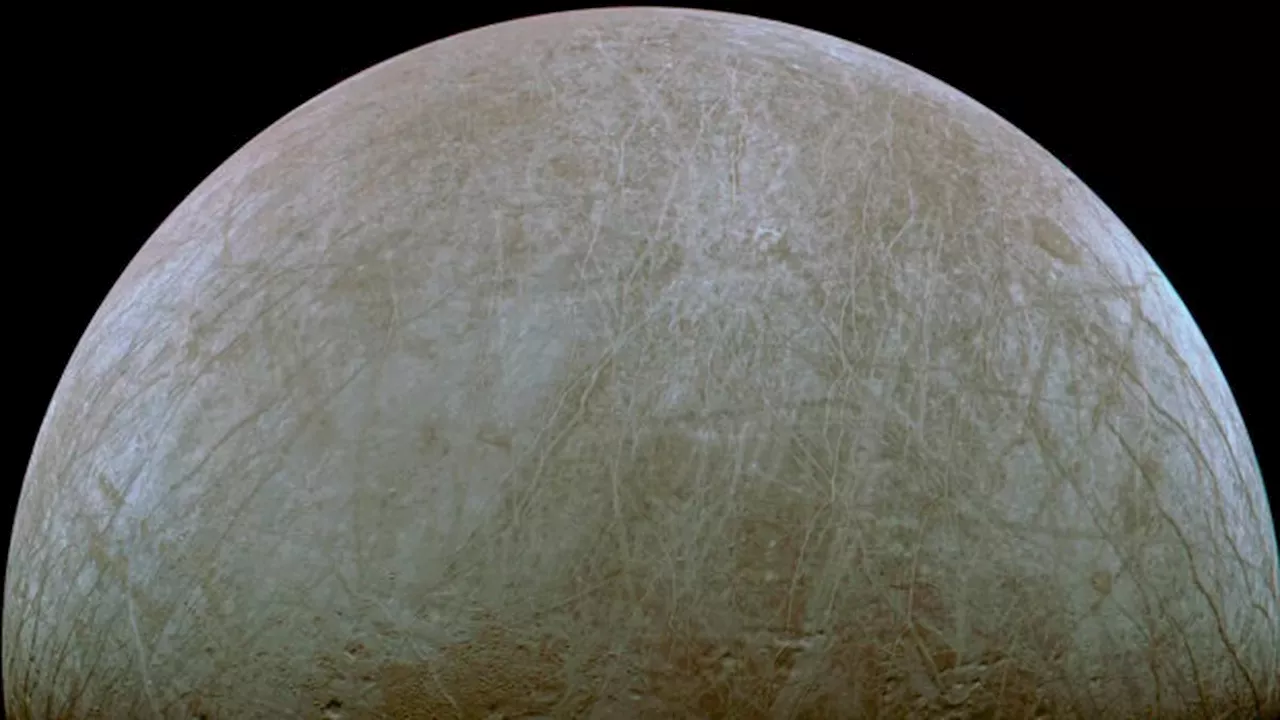 Europa Clipper Siap Meluncur Cari Tempat Tinggal Baru untuk Manusia