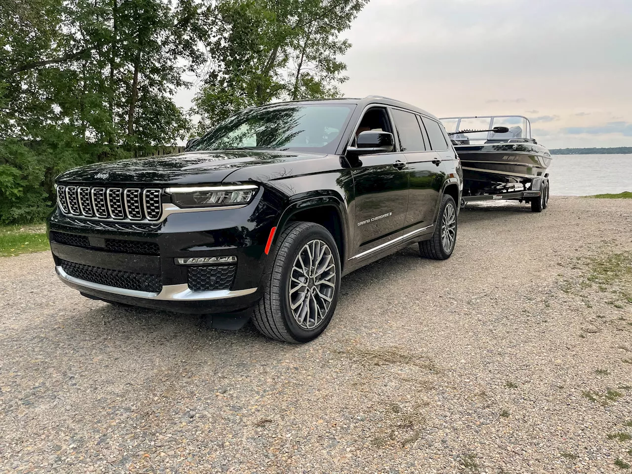 Jeep Grand Cherokee L V-8 quietly discontinued