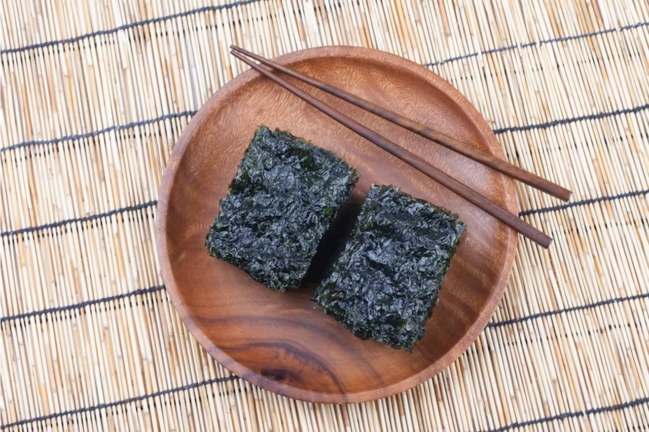 Can nori be a reliable vitamin B12 source for vegetarians?