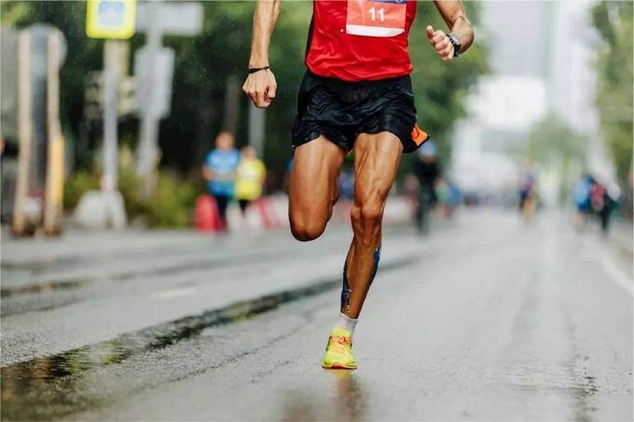 Il se lance le défi fou de courir 30 marathons dans 30 pays en 30 jours pour aider un ami malade