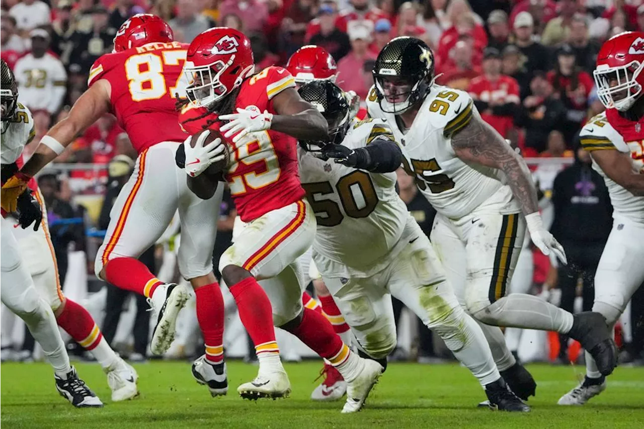 NFL: Kansas City Chiefs schlagen New Orleans Saints - Derek Carr verletzt