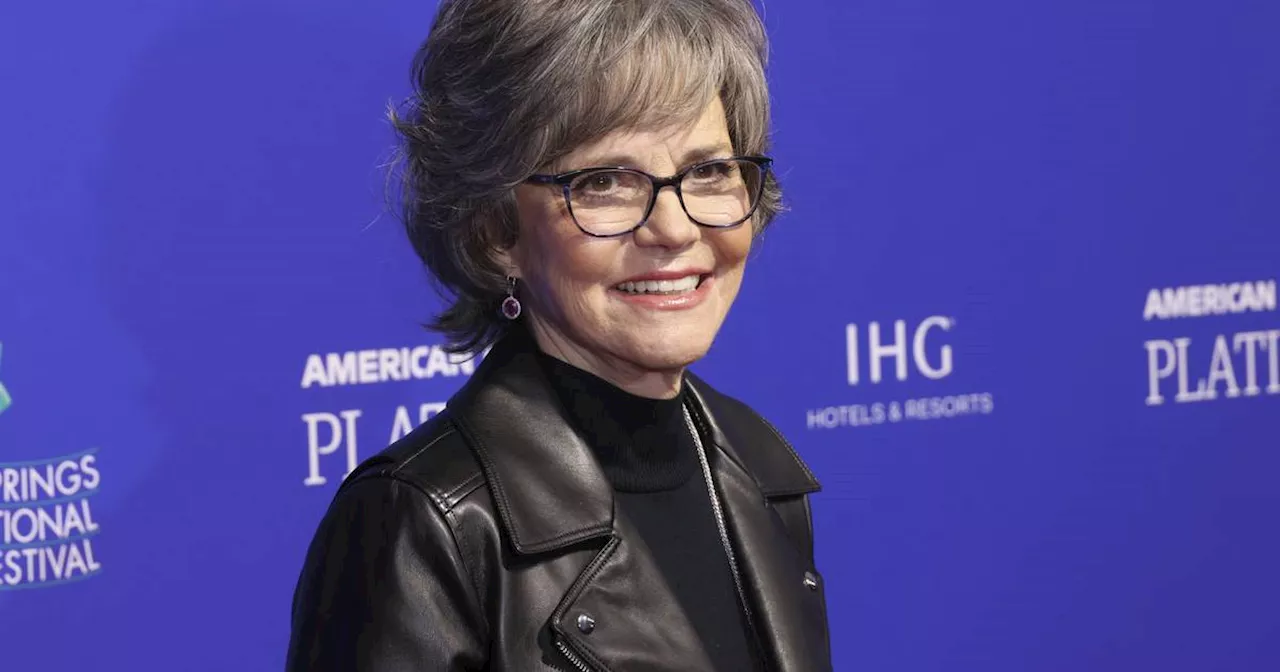 Sally Field über heimliche Abtreibung mit 17: 'Keine Betäubung'