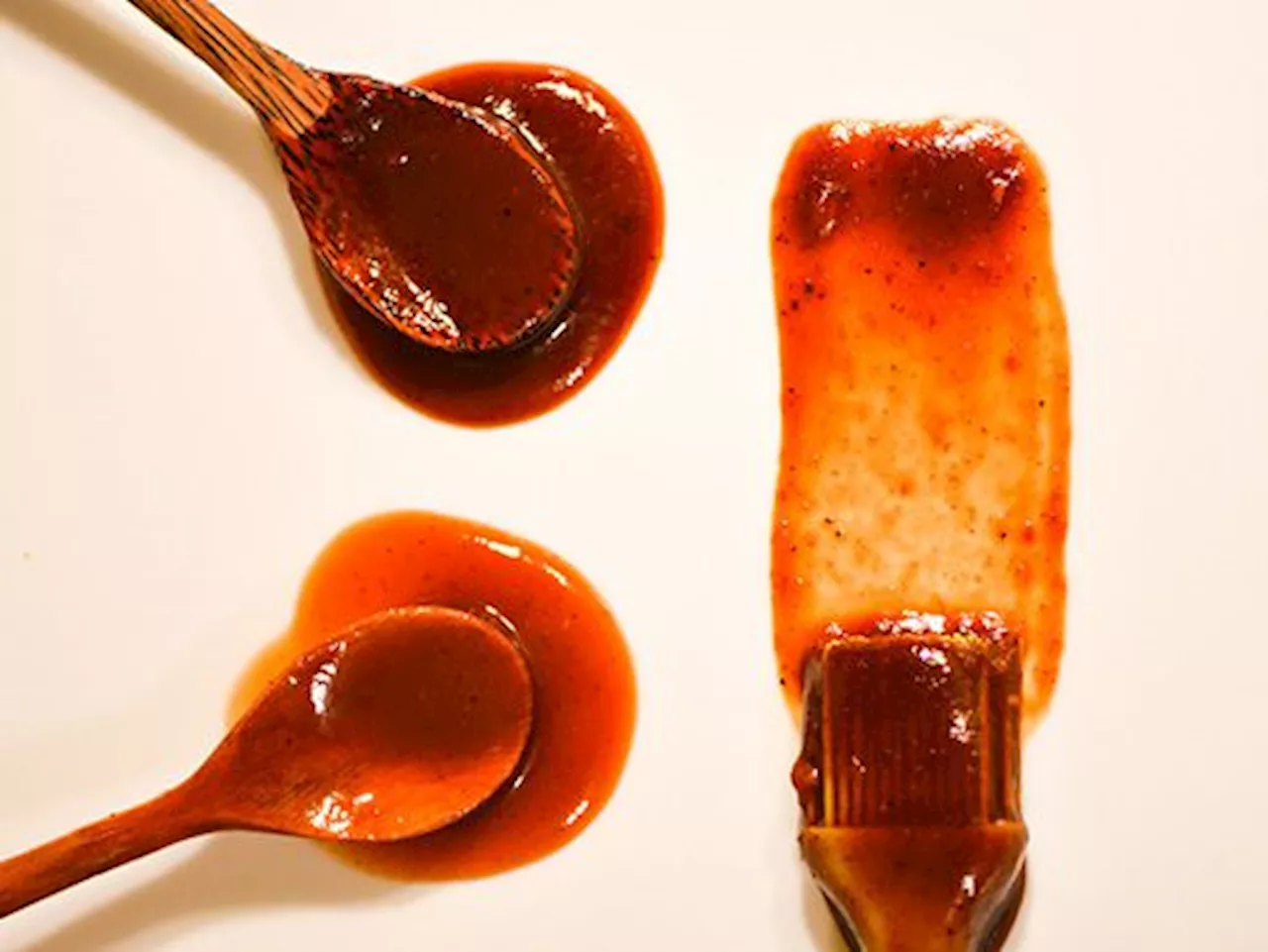 How to Improve Bottled Barbecue Sauce