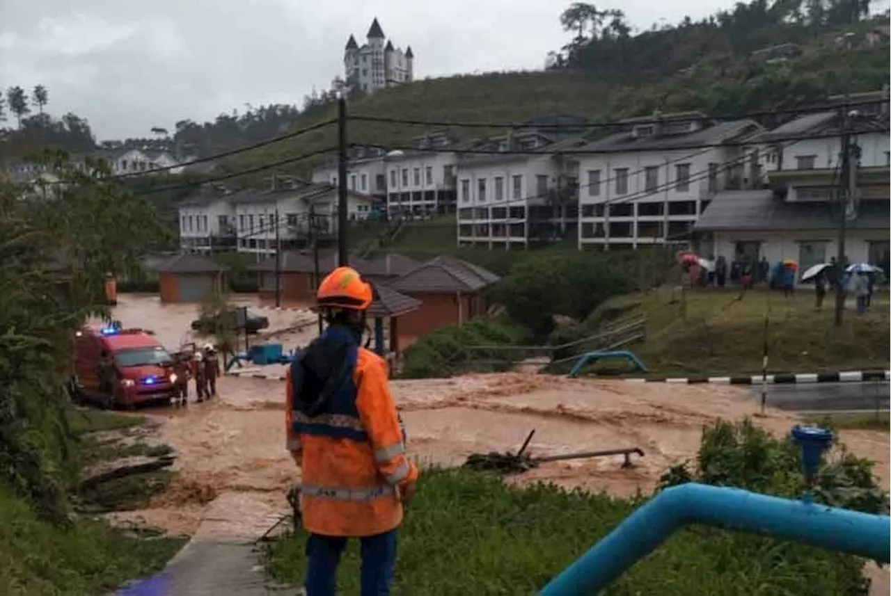 31 housed at relief centre following floods, landslides in Cameron Highlands