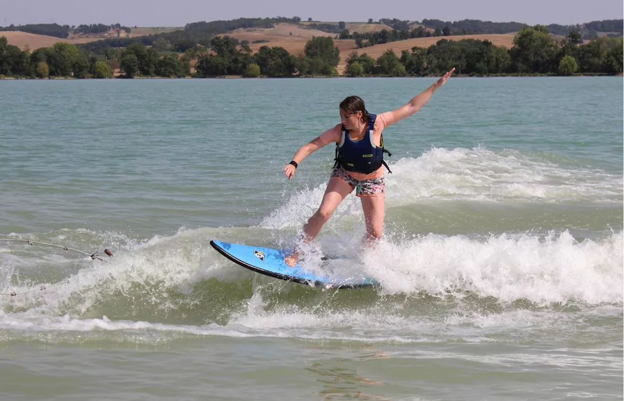 On va surfer sur le lac : cette commune limitrophe de Marmande étoffe son offre touristique