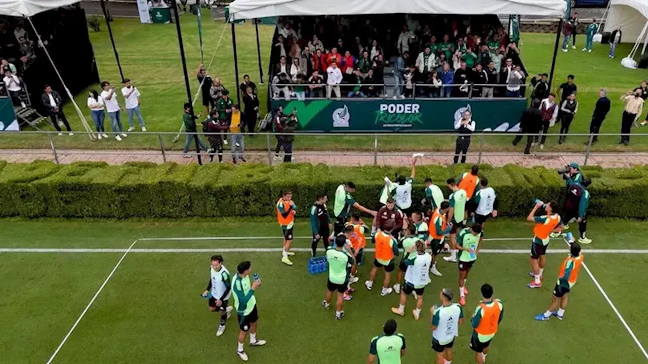 Jugadores del Tri conviven con la afición previo México vs. Valencia