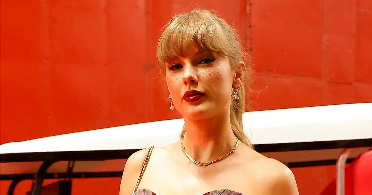 Why Taylor Swift’s Game Day Glitter Freckles Are Swiftie-Approved