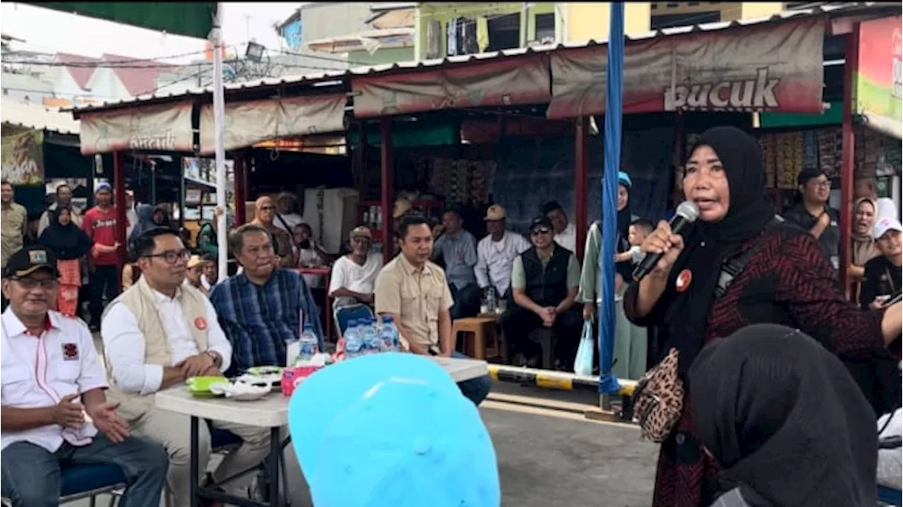 Momen Ridwan Kamil Dilabrak Emak-emak di Jakarta Utara, Minta Bukan Cuma Umbar Janji di Kampanye