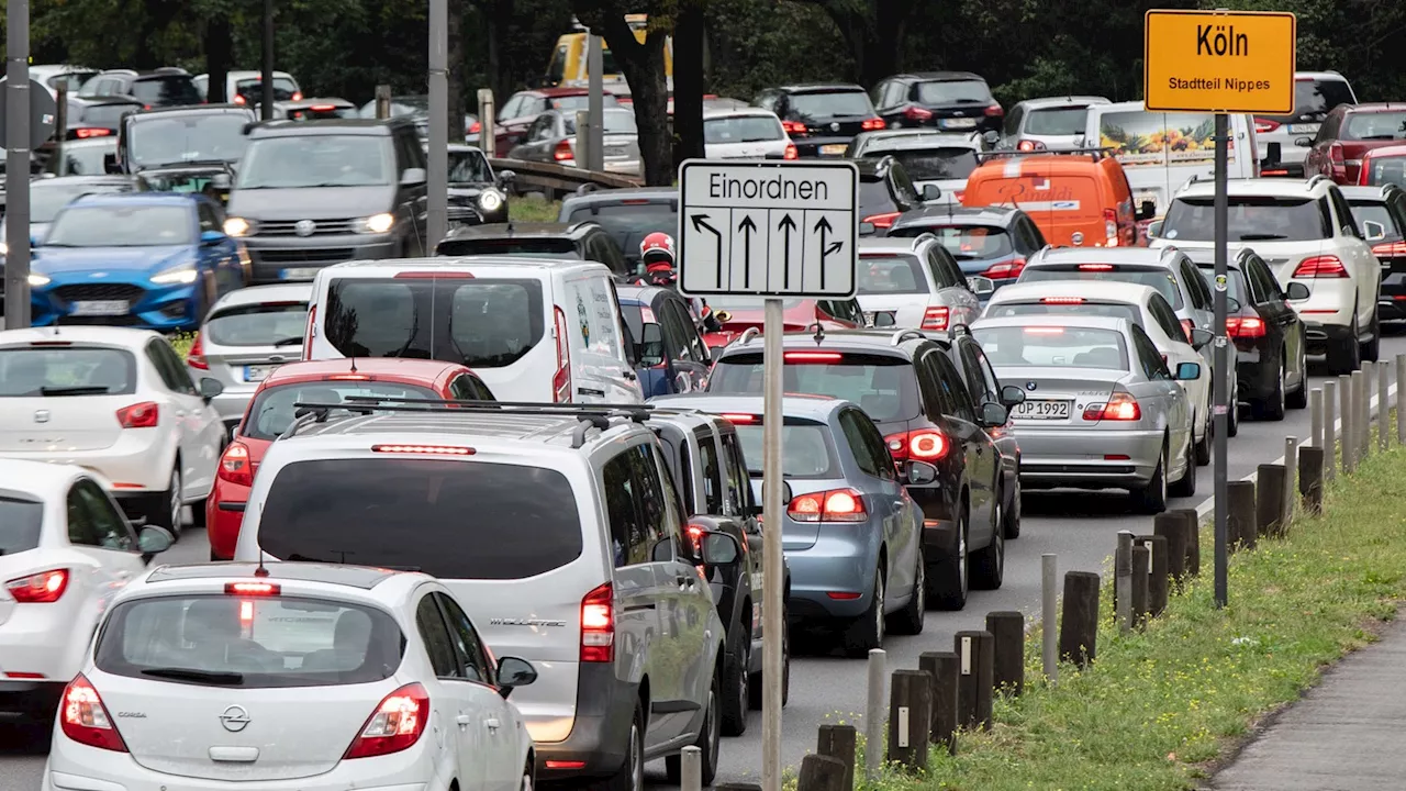 Zahl der Autos in NRW steigt: Wir haben mehr Autos, aber fahren weniger