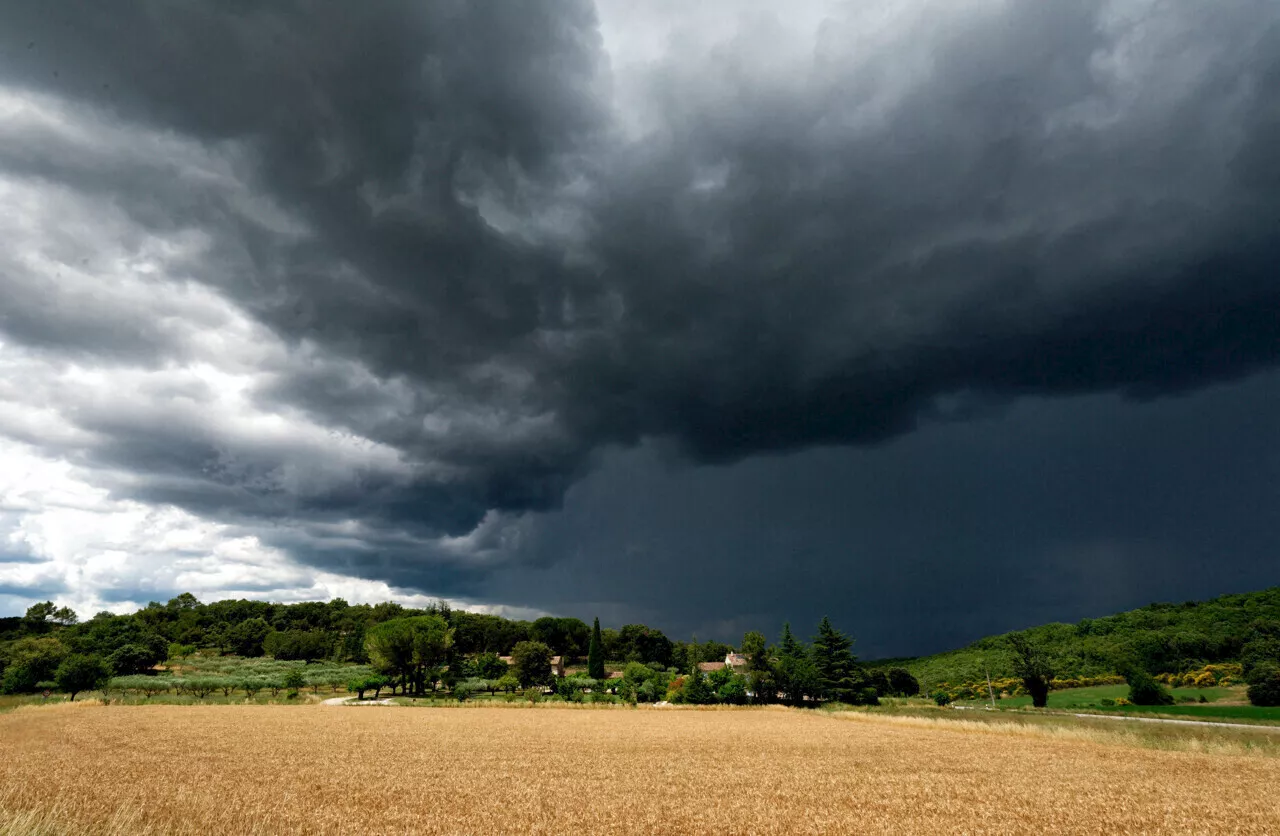 Tempête Kirk dans l'Ain : alerte météo, des vents violents vont balayer le département