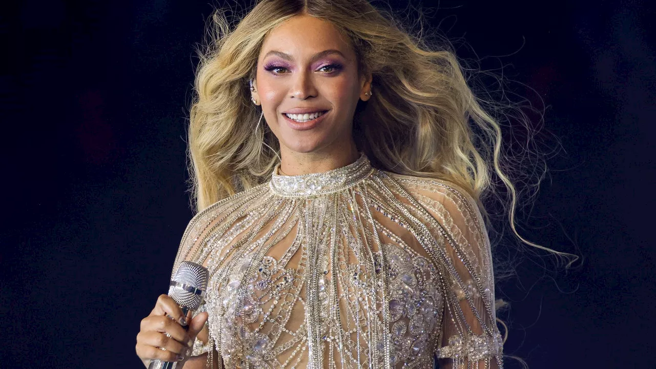 Beyoncé Channeled Marilyn Monroe's Most Iconic Hairstyle—See the Photos