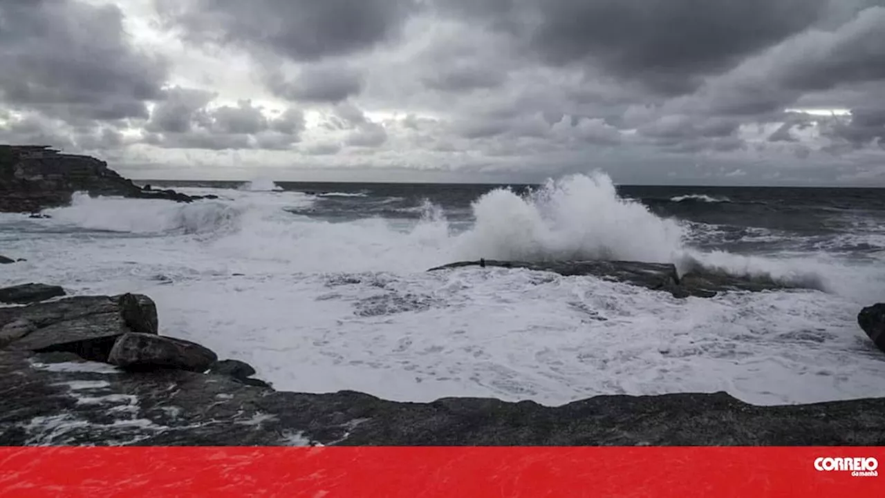 Capitania do Funchal prolonga aviso de agitação forte até quinta-feira