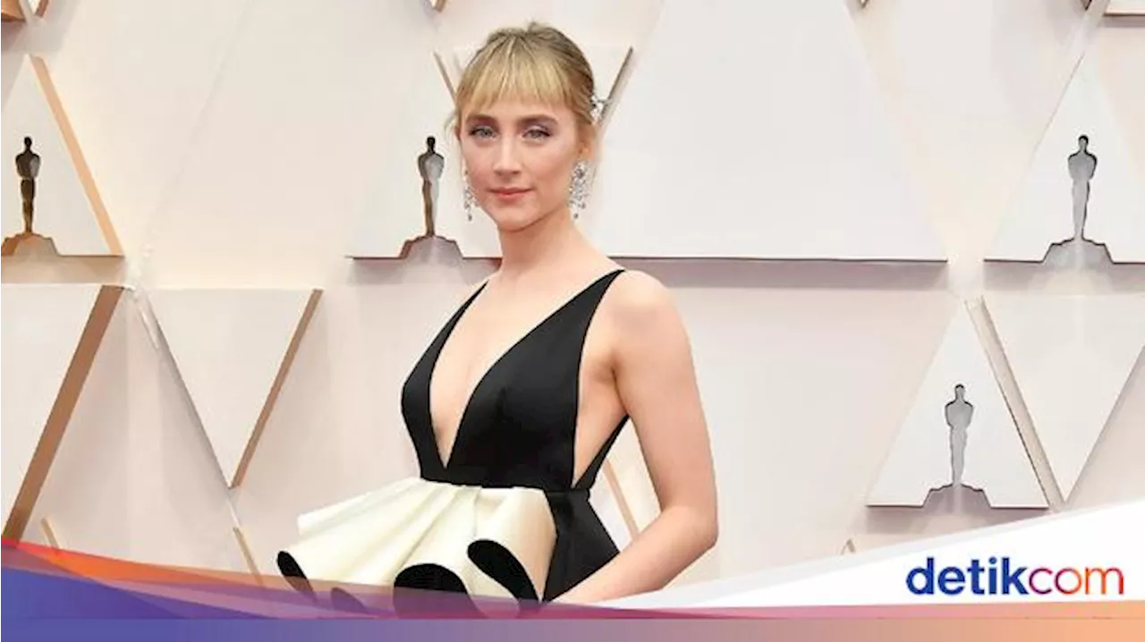 Saoirse Ronan Ngaku Tolak Tawaran Main di MCU