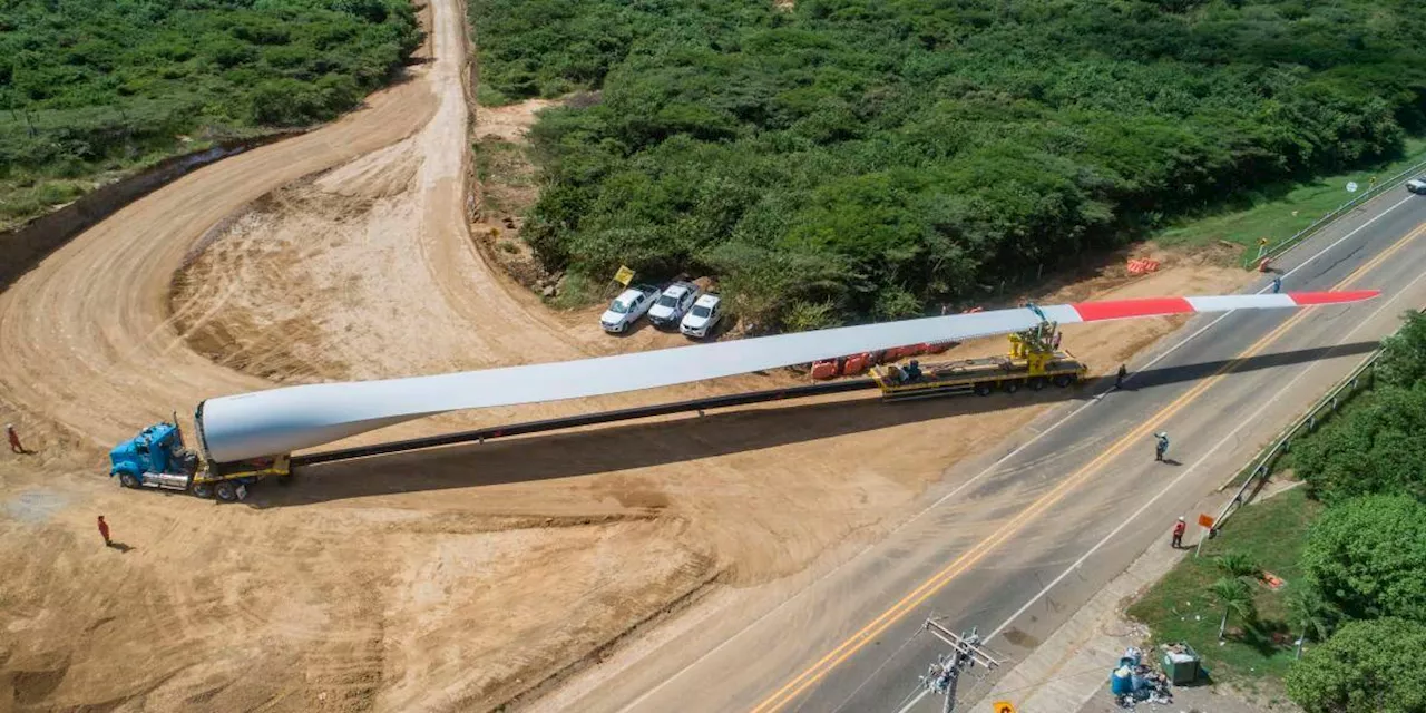 Celsia alcanza hito tras recibir aerogeneradores que le permitirán entregar energía limpia desde el Atlántico