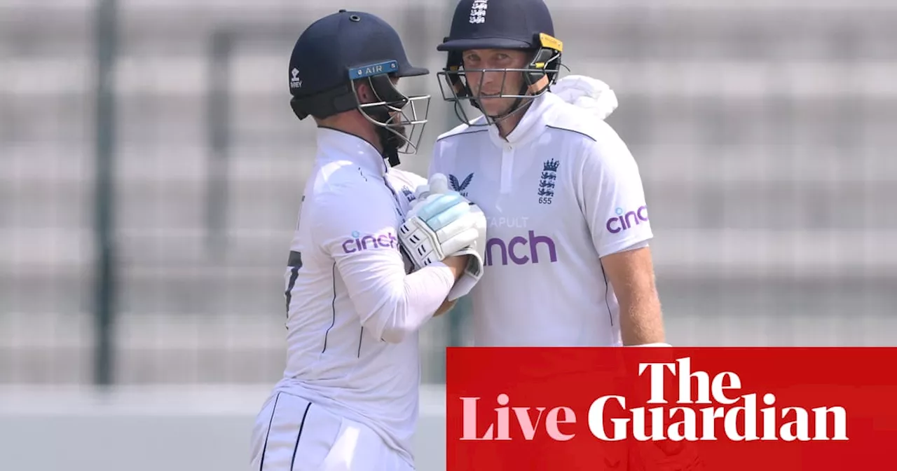 Pakistan v England: Joe Root breaks scoring record on day three of first Test