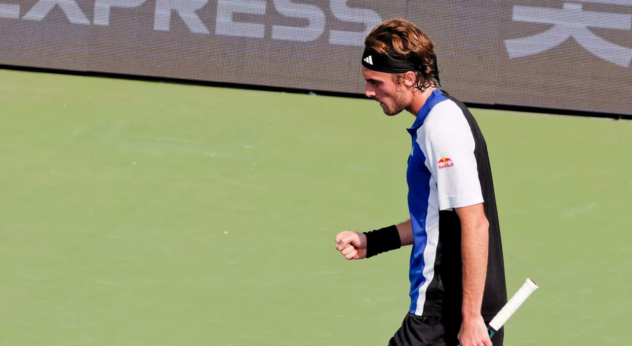 Tsitsipas contro l'arbitro durante il match contro Medvedev: «Perché mi fai questo, non sai cosa sia il tennis