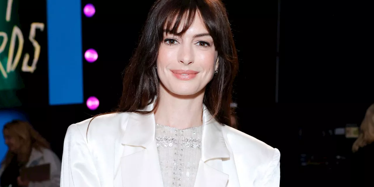 Anne Hathaway Apologized to a Journalist for Being “Dismissive” in a 2012 Interview