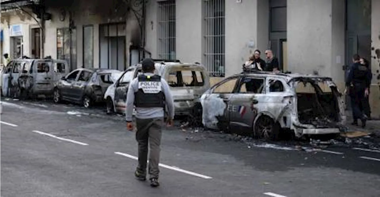 Des véhicules de police incendiés à Cavaillon sur fond de narcotrafic