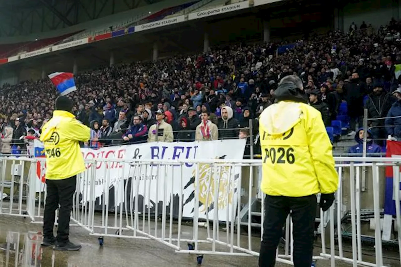 « Des piranhas qui attaquaient leur proie » : un stadier raconte les violences entre supporters lyonnais ap...